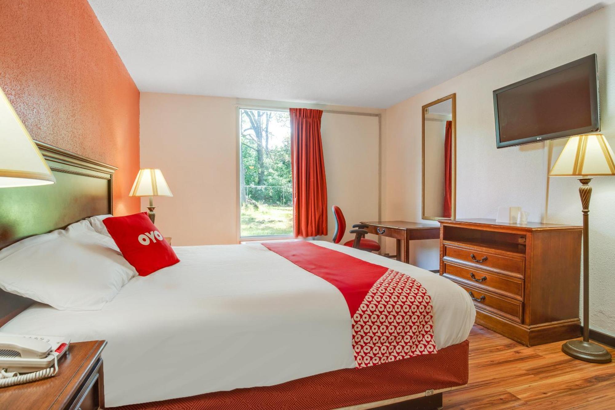 Oyo Hotel Mona Lake Muskegon Kültér fotó